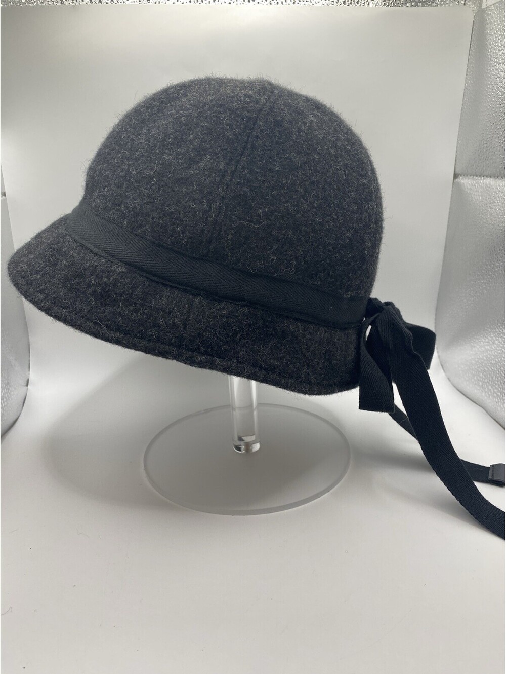 Women’s Charcoal Grey Mark Cloche Hat, Ribbon Bow - Breakfast At Tiffany’s